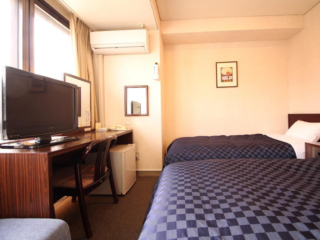 Hotel Trend Oita Ekimae Екстер'єр фото
